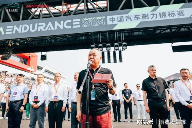 保时捷的赛车文化与全球车迷的互动_保时捷迷你车型_我想看保时捷赛车